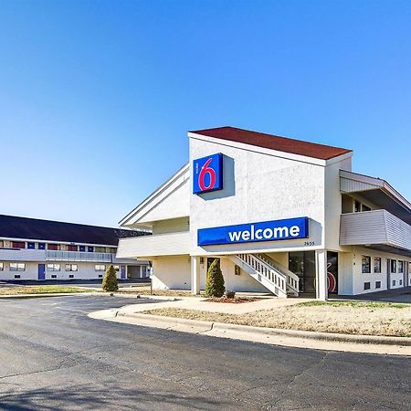 Motel 6-Springfield, MO - North Exterior foto