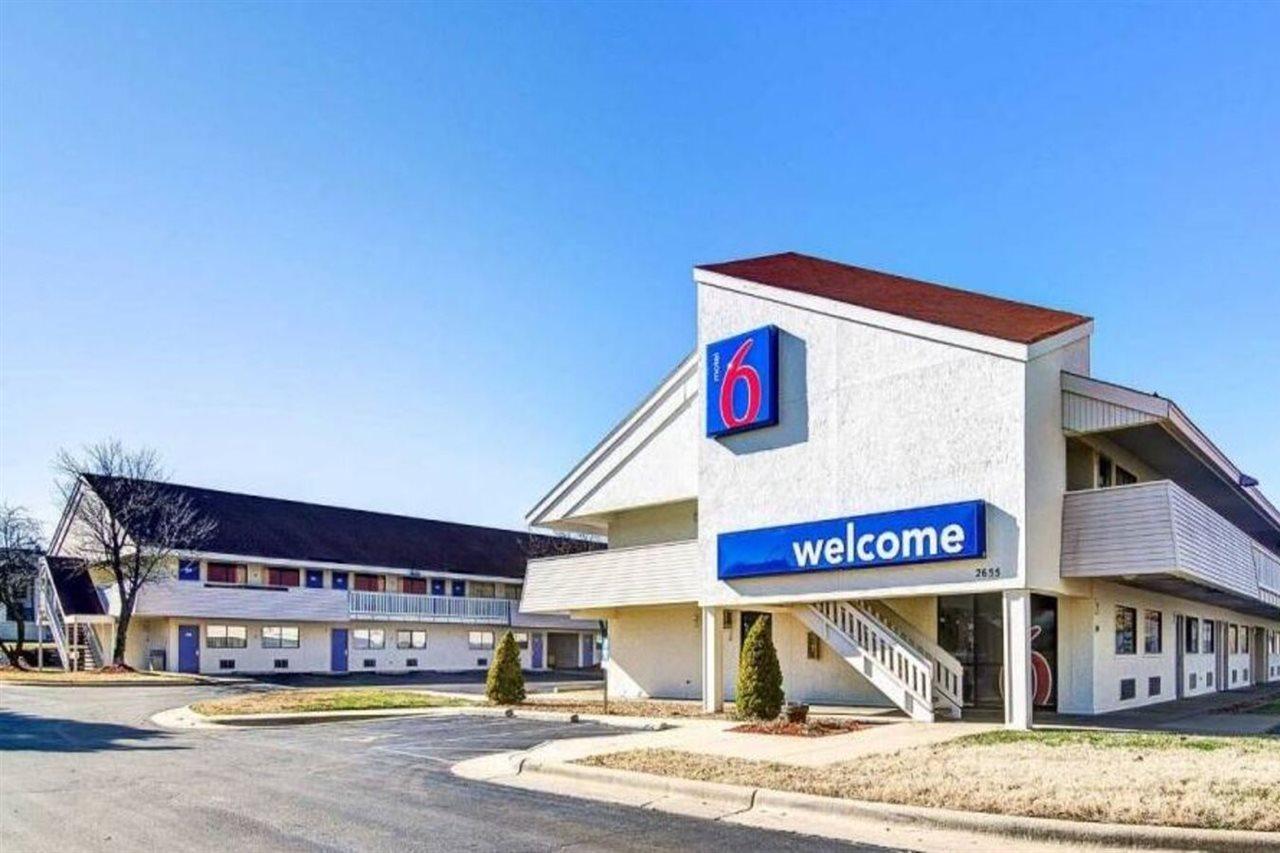 Motel 6-Springfield, MO - North Exterior foto